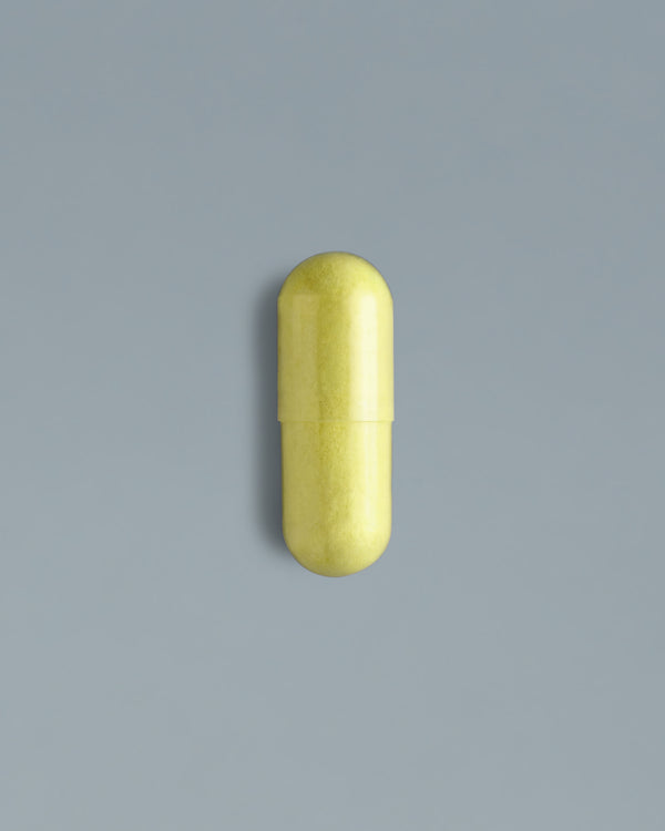 Single supplement image of SOOO.me™ cellular product with Quercetin, Fisetin, and L-Glycine capsules in a clear bottle.
